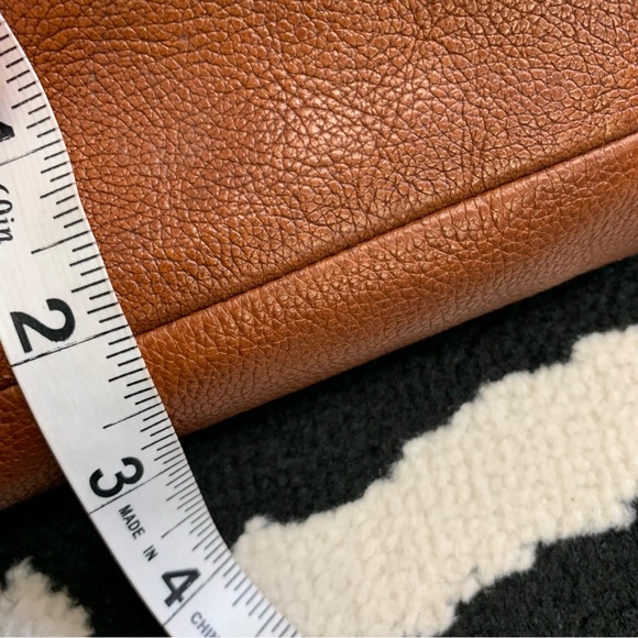 Fossil Amelia Brown Leather Crossbody Bag - Picture 7 of 10